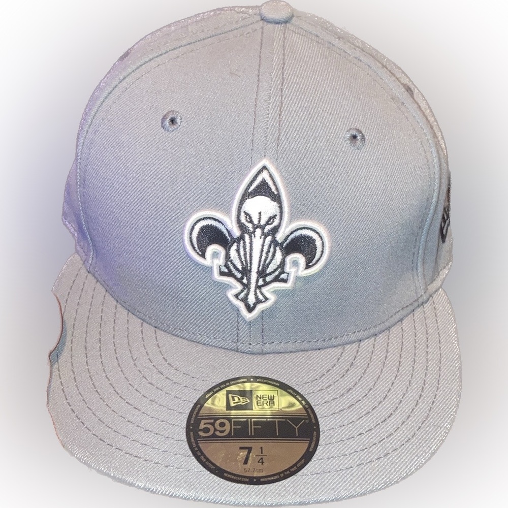 Pelicans hat